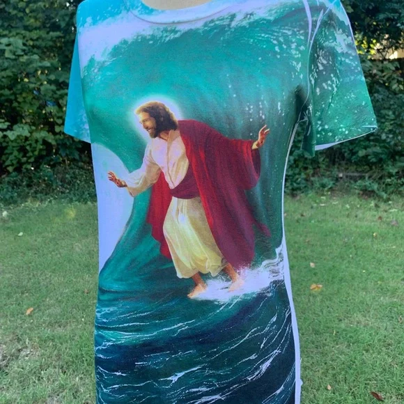 🏄‍♂️NWOT Surfing Jesus T-Shirt🏄‍♂️ - Picture 5 of 14